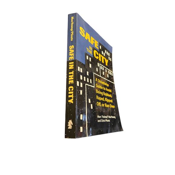 Safe in the city by Marc MacYoung 0873647750 paladin press - Picture 2 of 8